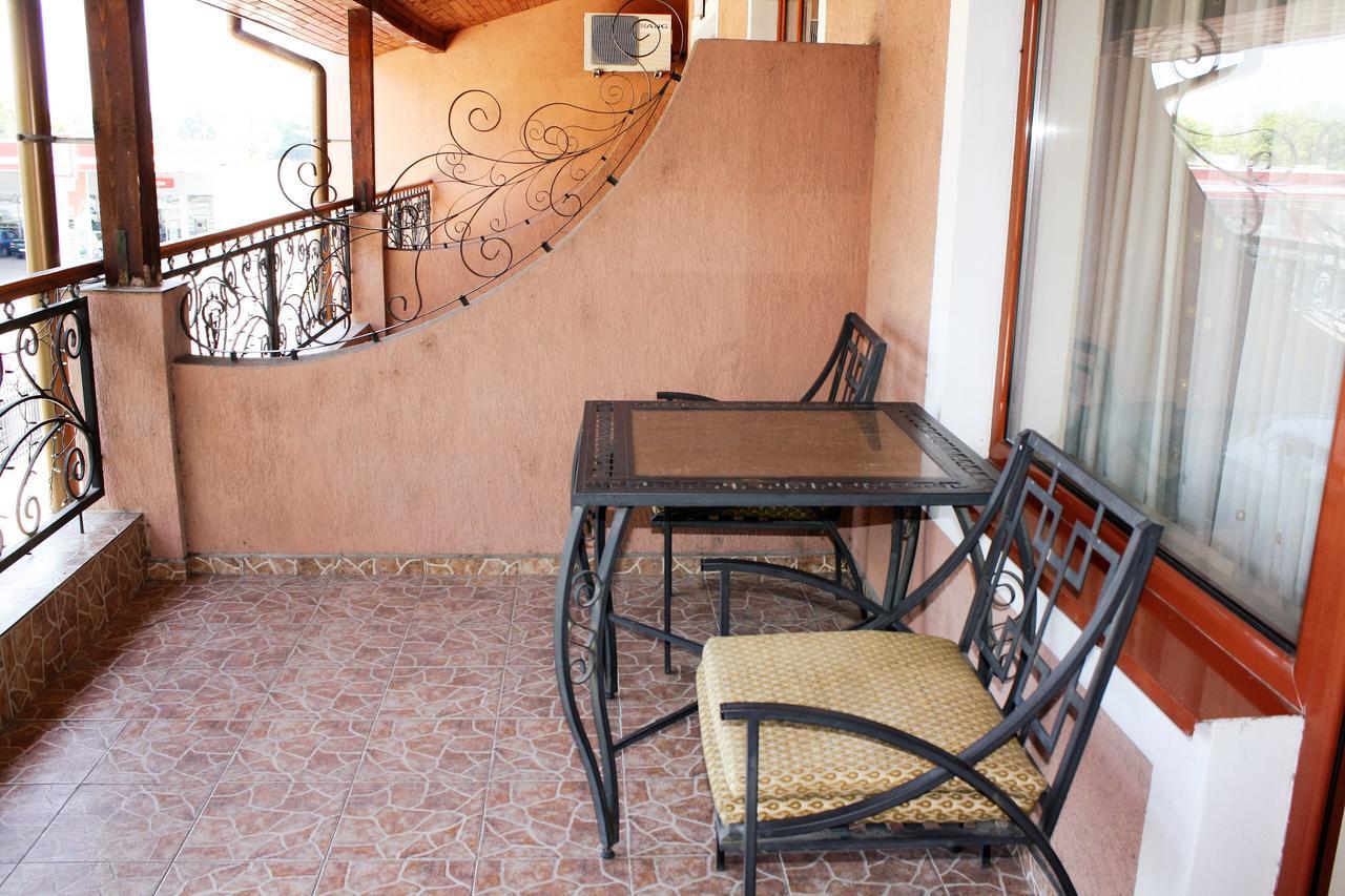 Hotel Villa Verde Gulubovo  Ngoại thất bức ảnh