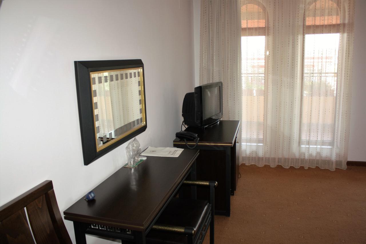 Hotel Villa Verde Gulubovo  Ngoại thất bức ảnh