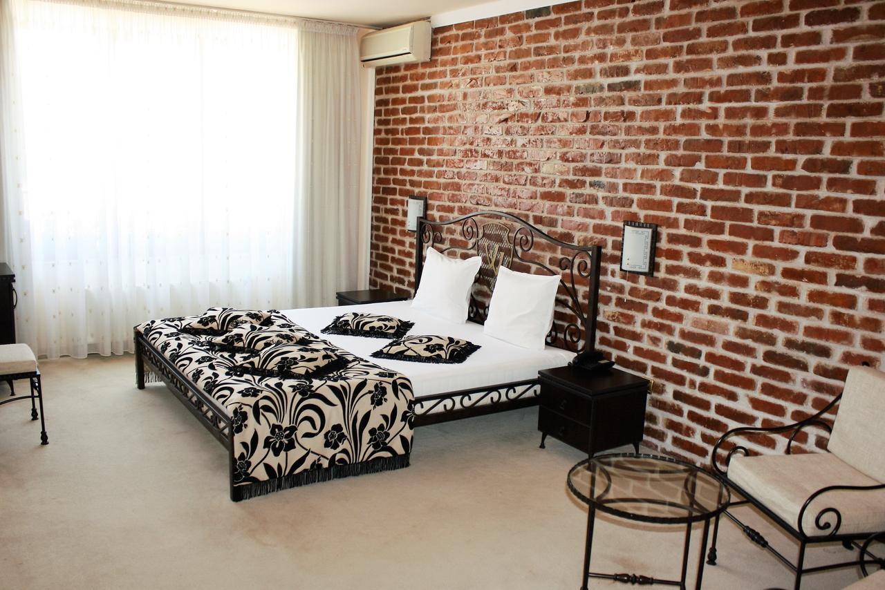 Hotel Villa Verde Gulubovo  Ngoại thất bức ảnh