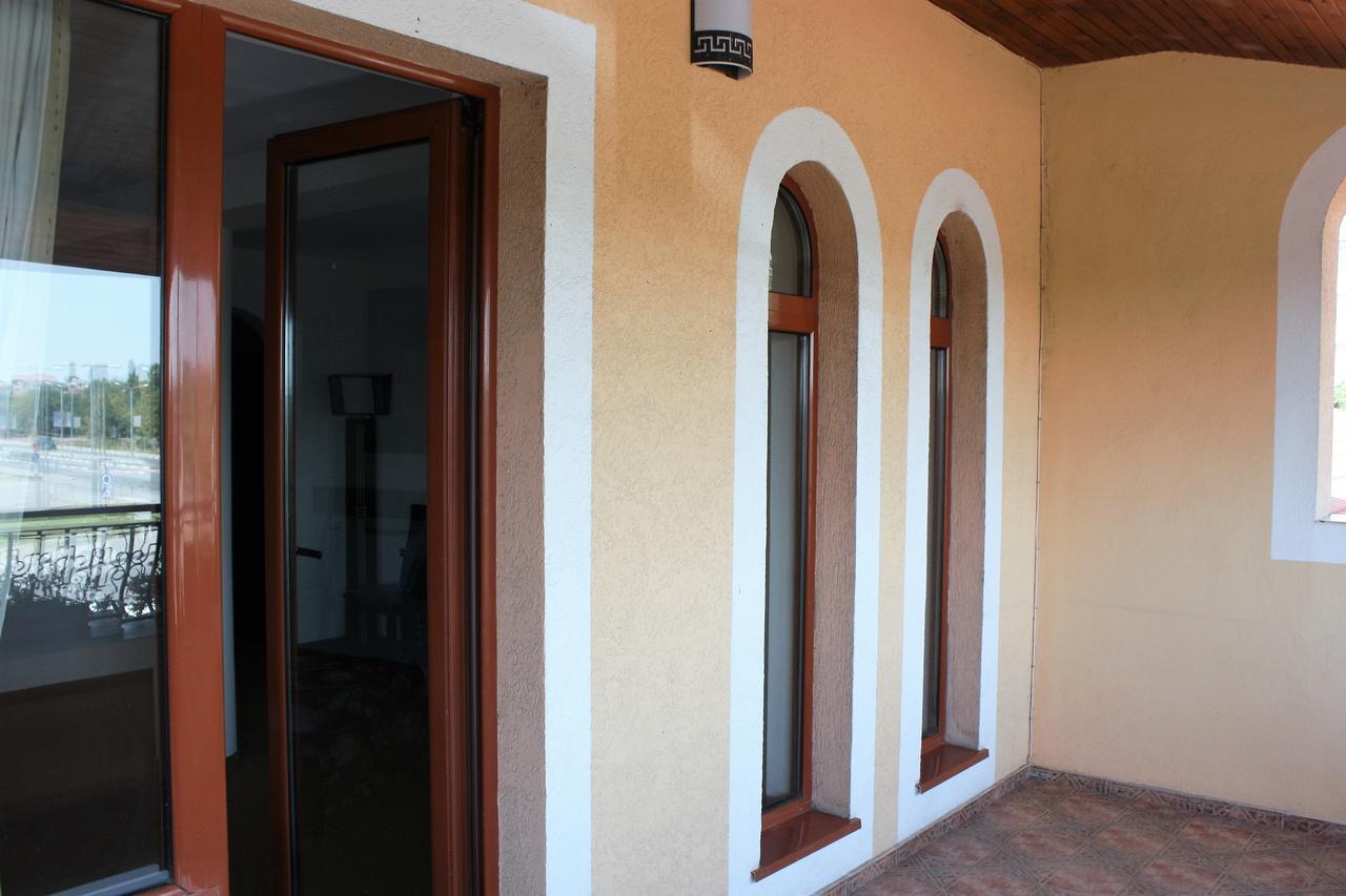 Hotel Villa Verde Gulubovo  Ngoại thất bức ảnh