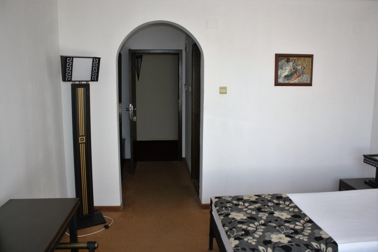 Hotel Villa Verde Gulubovo  Ngoại thất bức ảnh