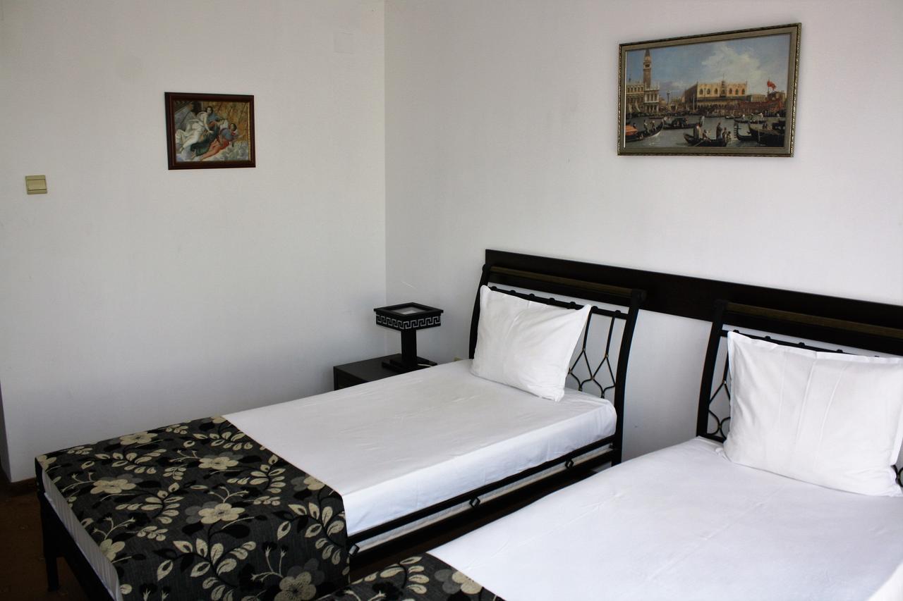 Hotel Villa Verde Gulubovo  Ngoại thất bức ảnh